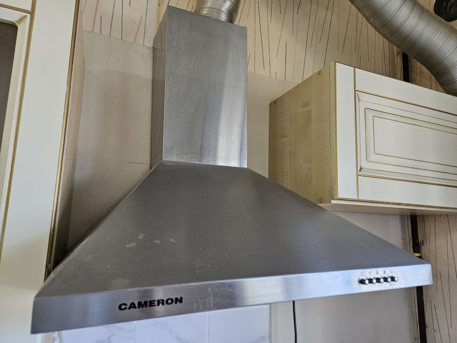 Продам вытяжку Камерон