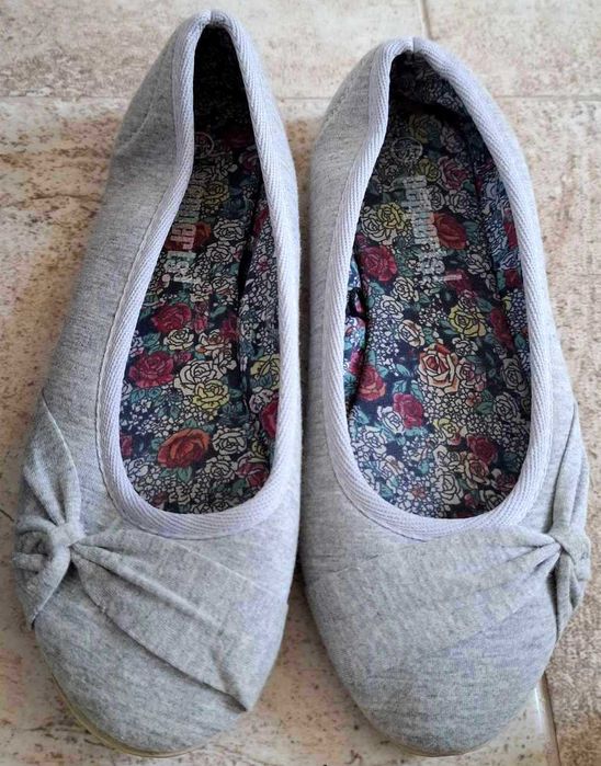 Детски бели за 10лв обувки, размер 32, 35, 36, 37, 38