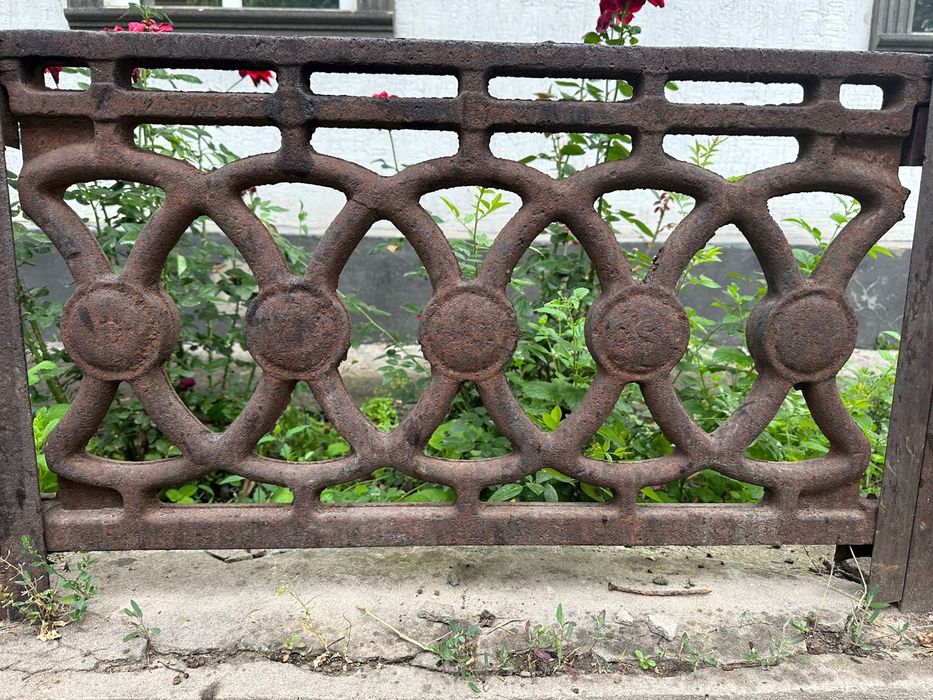 Чугунные ограждение