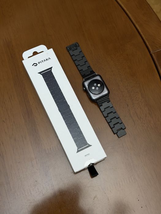 Apple watch 3 42mm pitaka