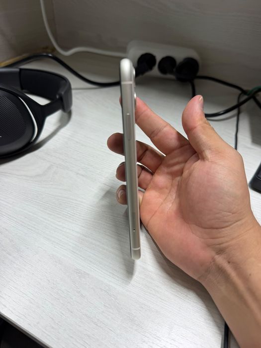 iPhone 11 цена договорная