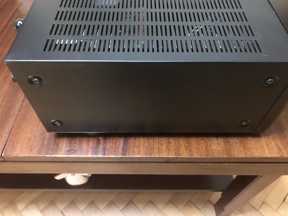 Продавам Denon POA 2800