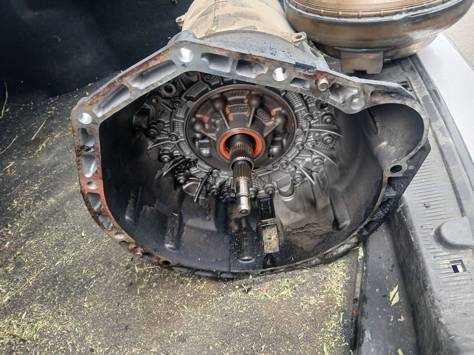 Автоматична скоростна кутия за мерцедес clk270 2004г.