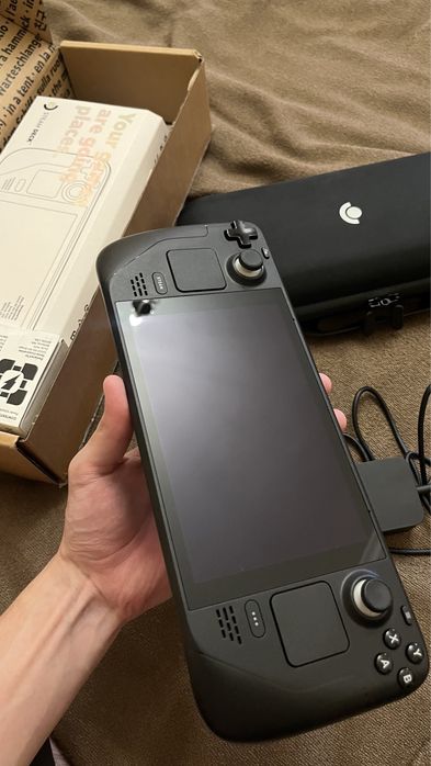 СРОЧНО Продам steam deck 512