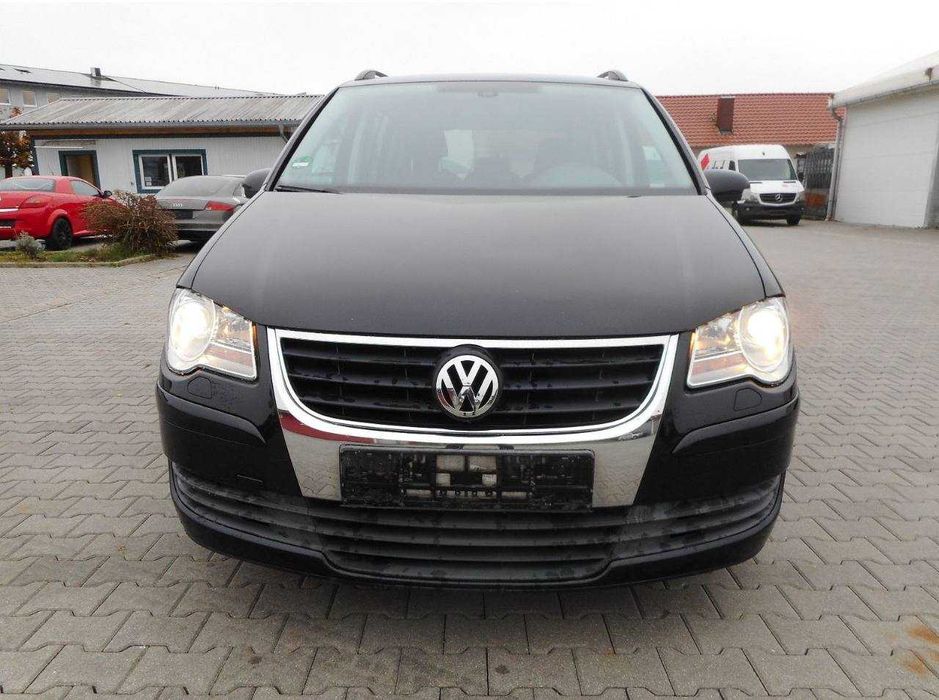 Vw Touaran НА ЧАСТИ