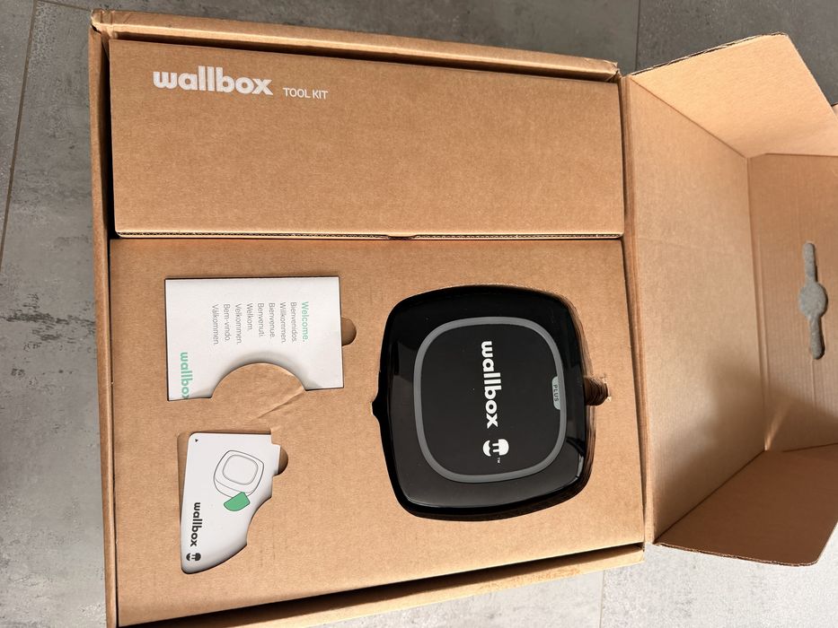 Stație de încărcare Wallbox Pulsar Plus 22kW, Statie de incarcat auto, statii incarcare masini electrice 22kw