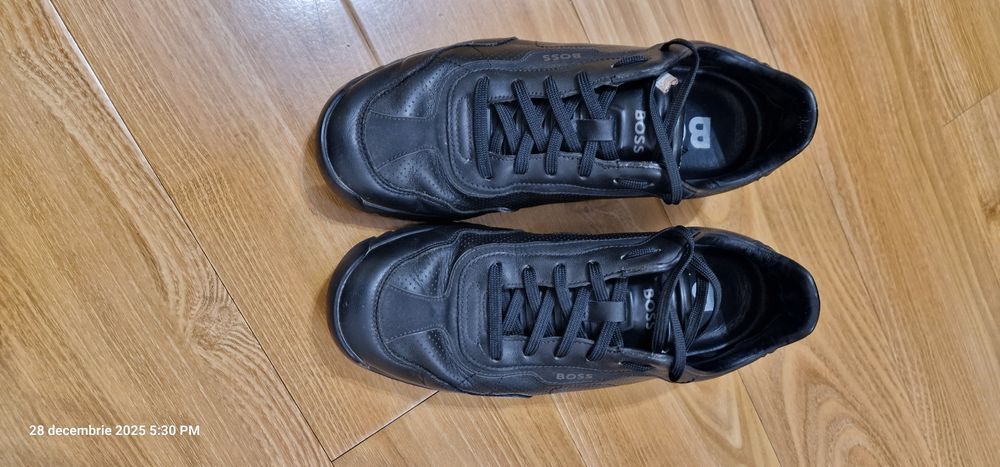 Adidasi hugo boss nr 40