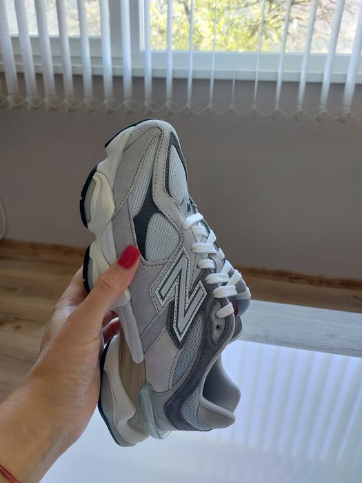 Оригинални New Balance 9060