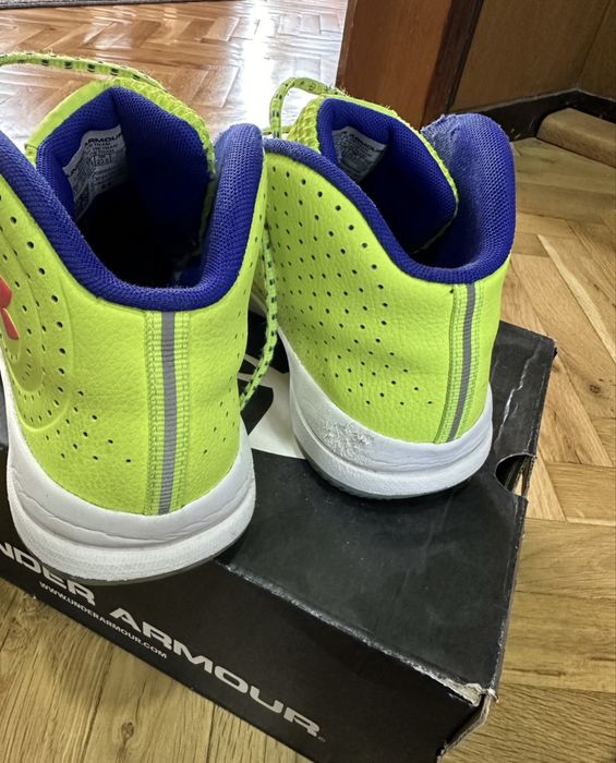 Баскетболни обувки-Under Armour, Jet Splash, Неоновозелен 37. 5