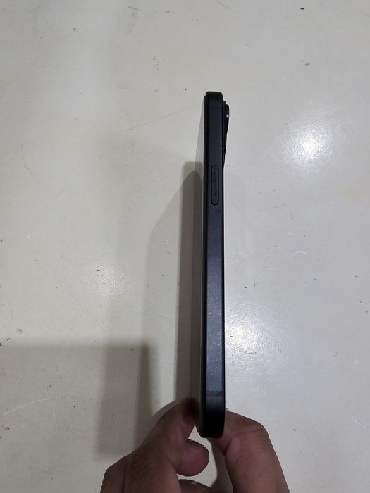 Продам iPhone 15