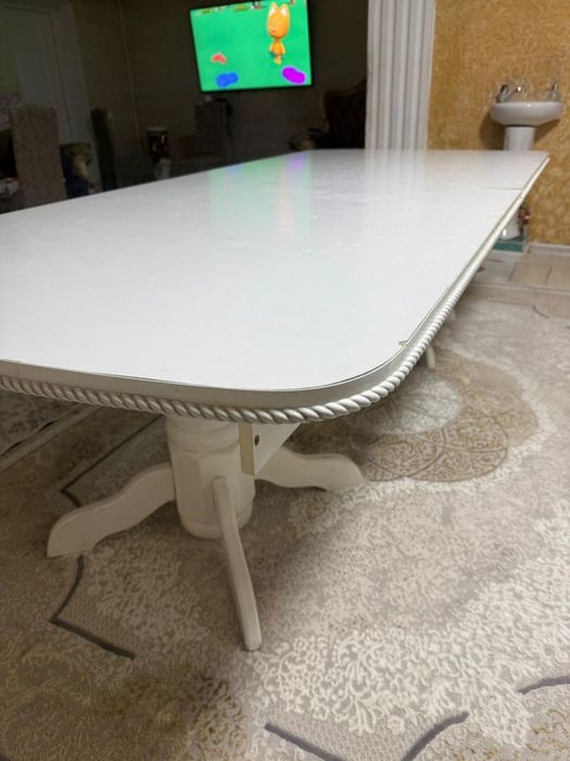 Продается стол в хорошем состоянии