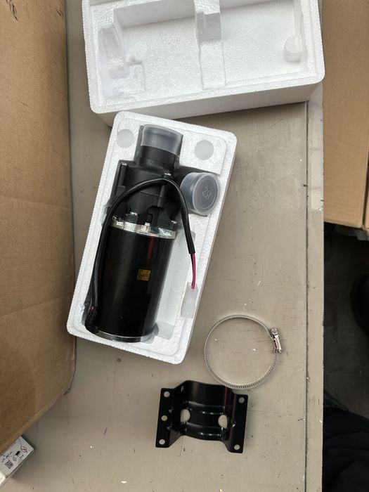 Допалнительный насос для грузовых