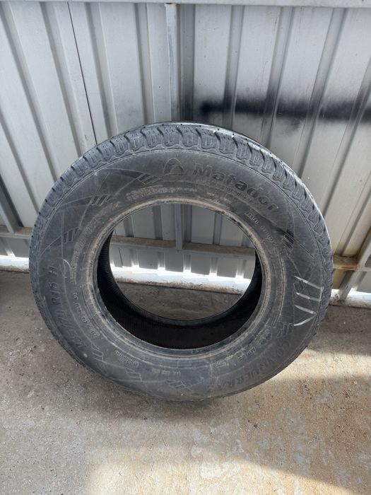 Шины лето 235/70/16