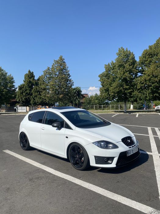 SEAT Leon 2012 — imagine 2