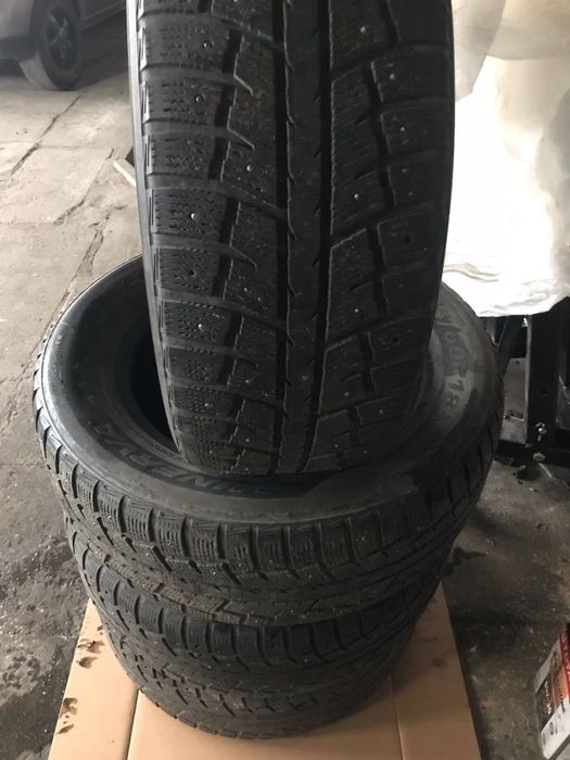 Комплект зимних шин 285/60/R18