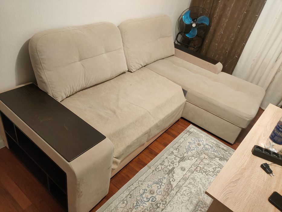 Диван угловой б/у