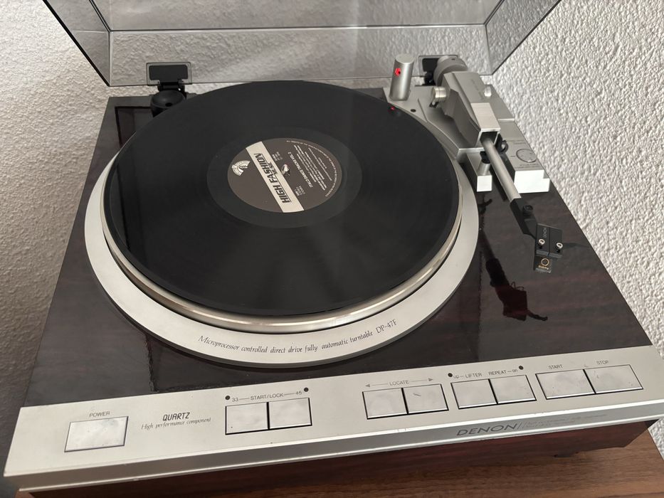 Denon DP 47F Pick -UP