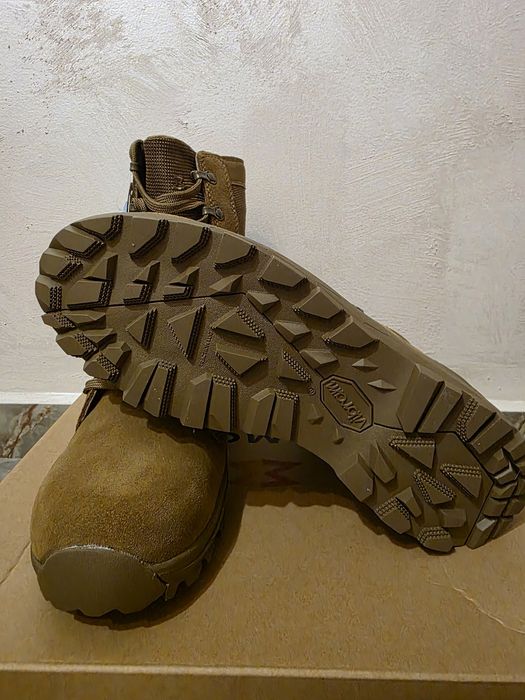 Bocanci militari GARMONT T8 EVO EXTREME + LOWA Z8