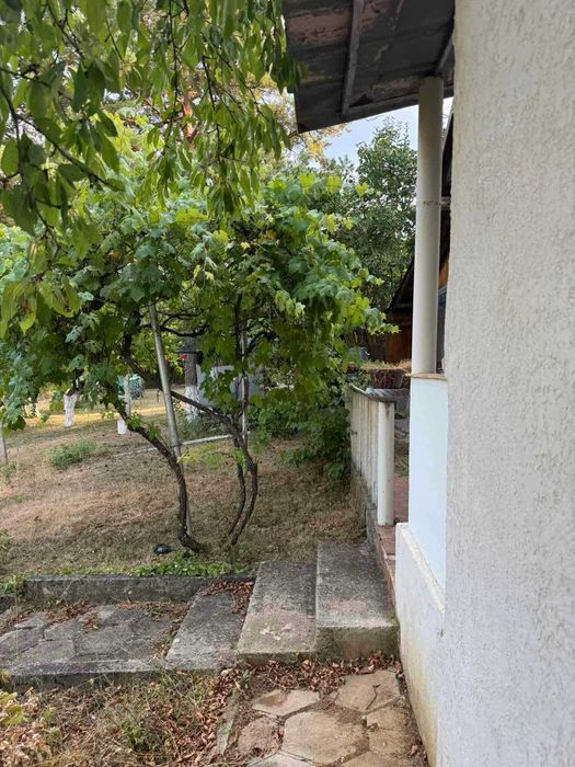 Вила за продажба в с.Макоцево