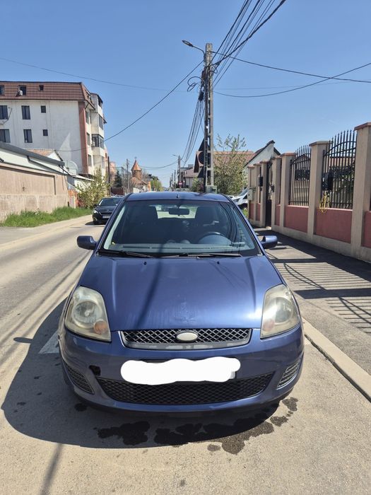 Vânzare mașină ford fiestă 2005 1.4