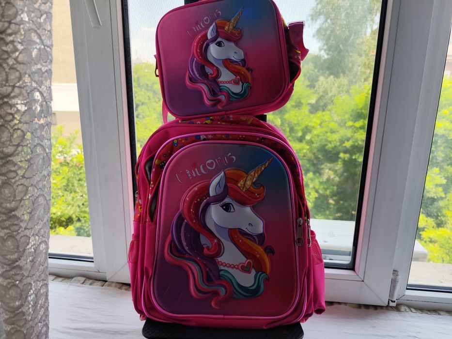 Ученическо куфарче-рсница на колелца с еднорог