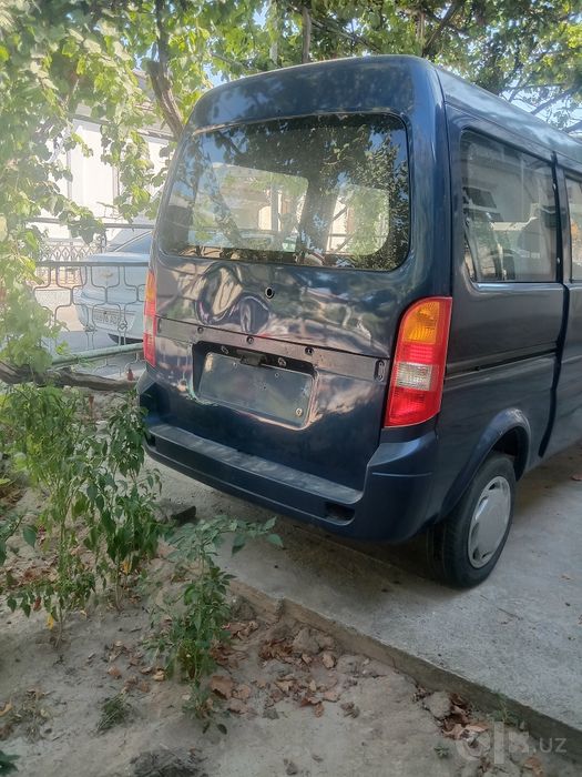Dong Fen Minivan 2007yil