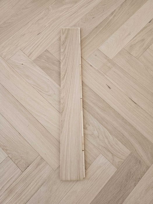Parchet triplustratificat, herringbone