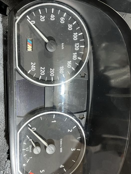 Ceas bord bmw 118 d 2006