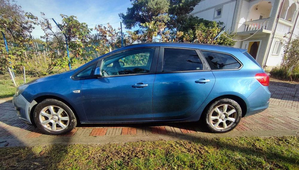 OPEL Astra 2014 — imagine 4