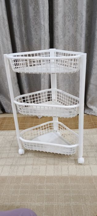 Этажерка для ванной