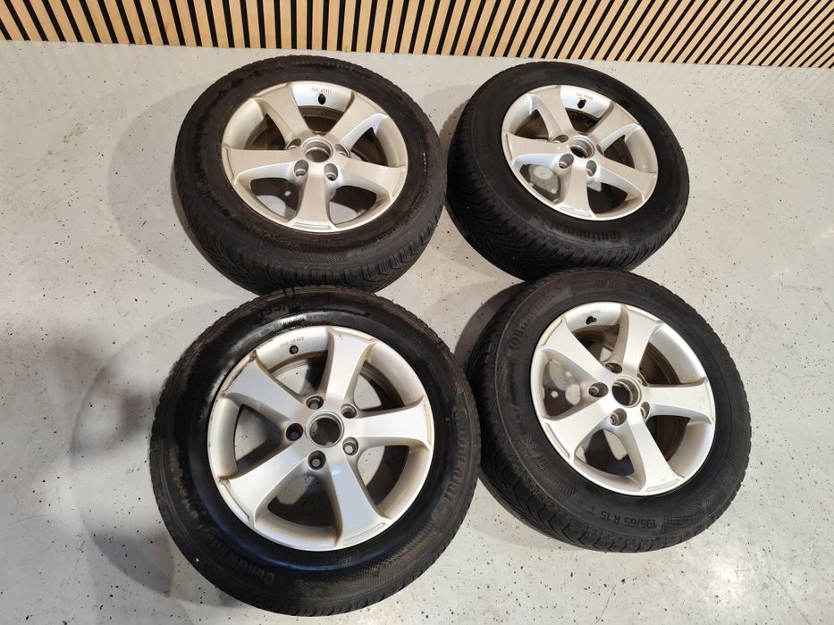 Set jante Vw Tiguan R15 cu anvelope iarna continental 195/65R15