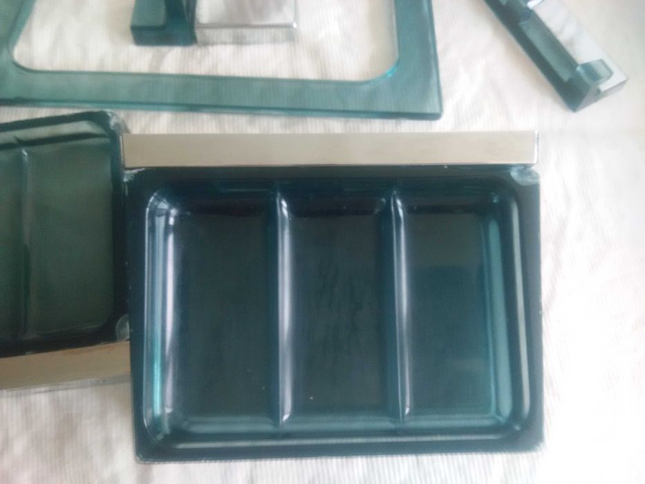 Аксесоари за баня- комплект