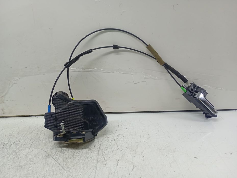 Broasca stanga fata 50594A1 Toyota Avensis 2 T25 (2002 - 2006)