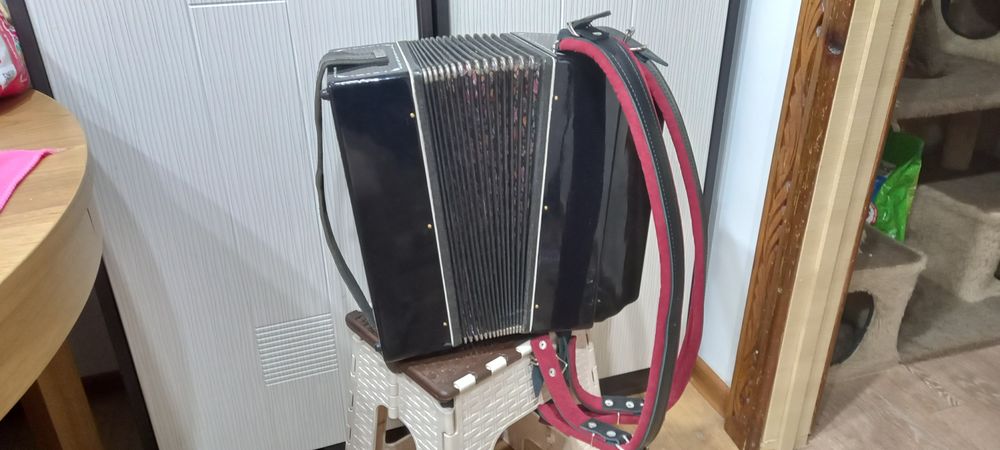 Гармонь "Тульская 301", тональность ДО# мажор.