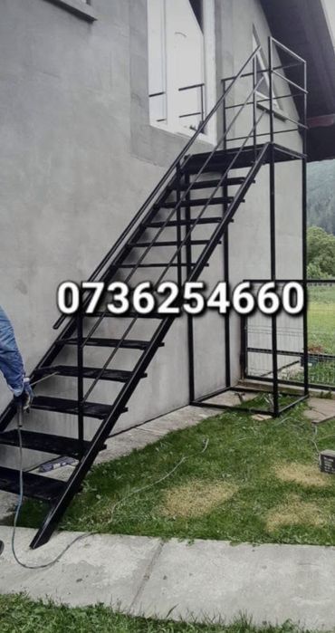 Scara metalice zincate