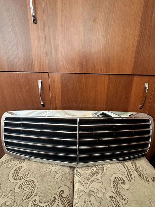 Решотка и спица для бампера w211