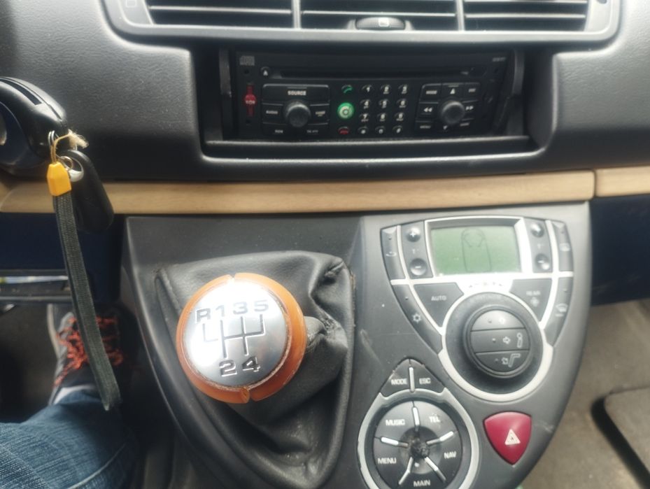 Фиат Улис 2.2 дизел само на части