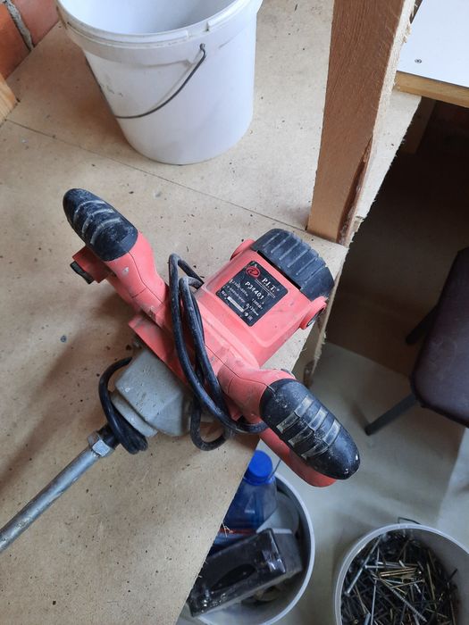 Продам электрический смеситель