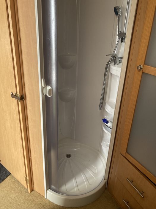 Vand rulota COACHMAN 460