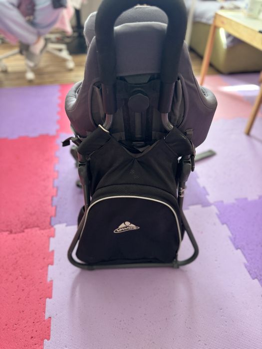 Rucsac/ ghiozdan/ suport port bebe/drumetie/trekking outdoor