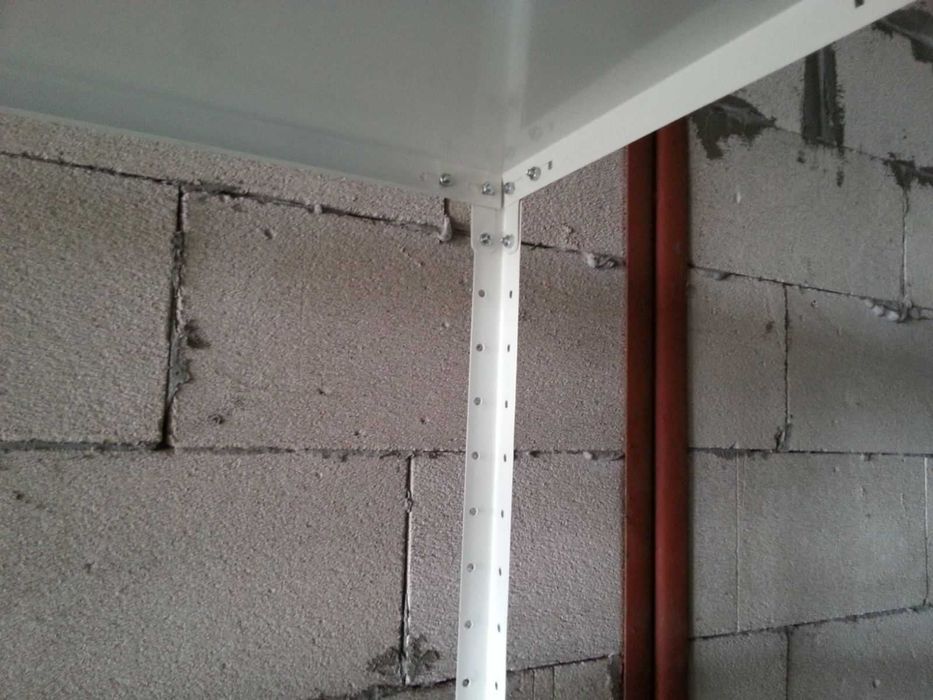 Стелаж оборудване