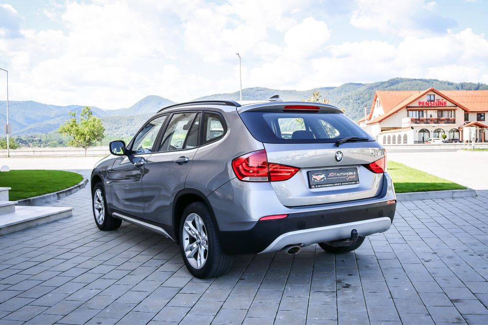 BMW X1 2011 — imagine 5