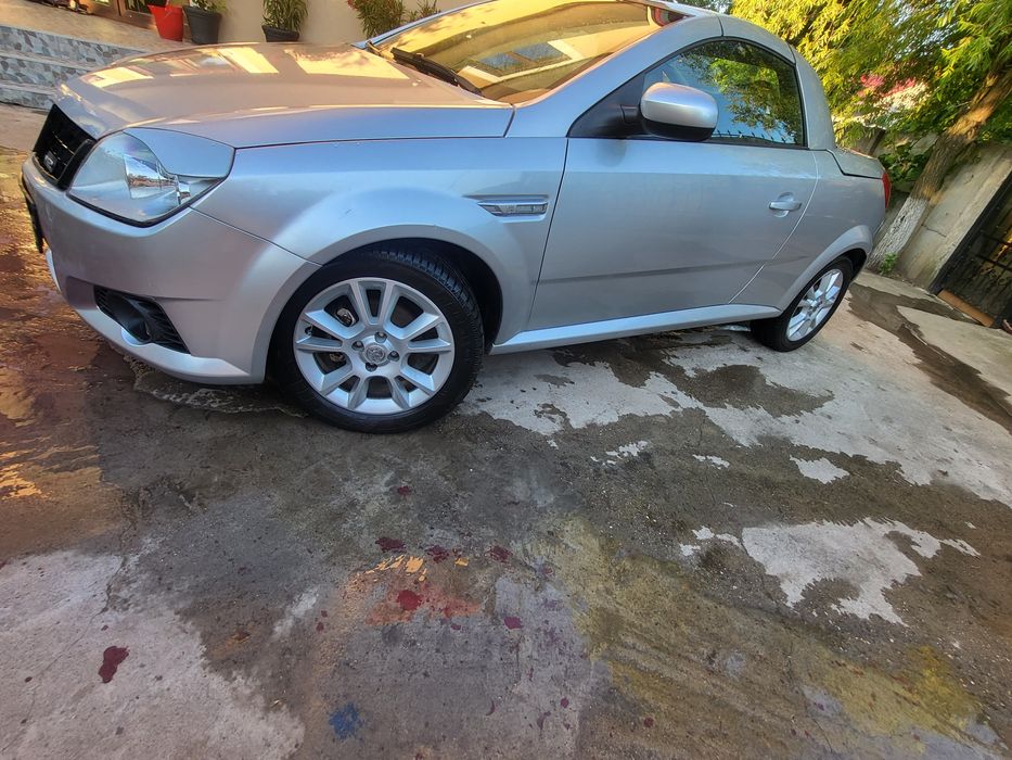 Opel Tigra decapotabilă