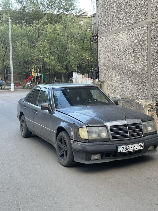 Mersedec benz w124 3л