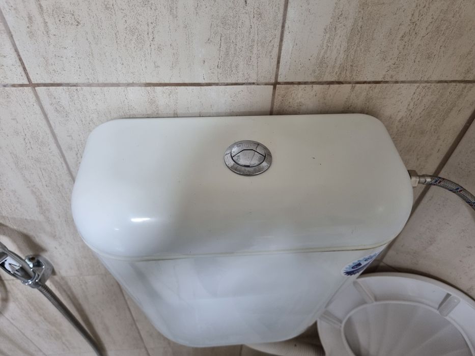 Толетна чиния с казанче