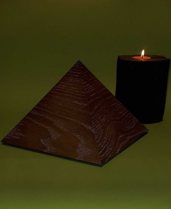 Енергийна Пирамида от дърво