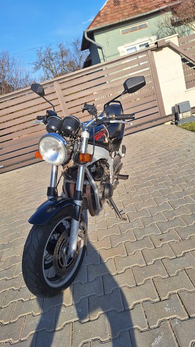 Motocicleta Suzuki gs 500E
