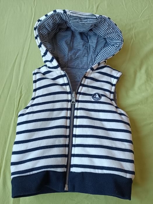 Бебешко дебело ,ватирано елече,размер 18-24 месеца