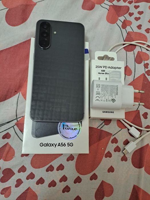 Samsung A56 5G 8ga 128GB xujjatlari bor ochilmagan toza turibdi