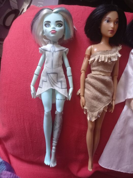 Monster high и Disney dolls